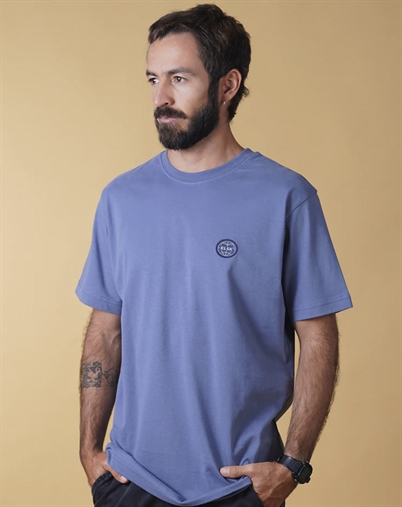 Elsk - Globe Brushed T-Shirt - Vintage Blue